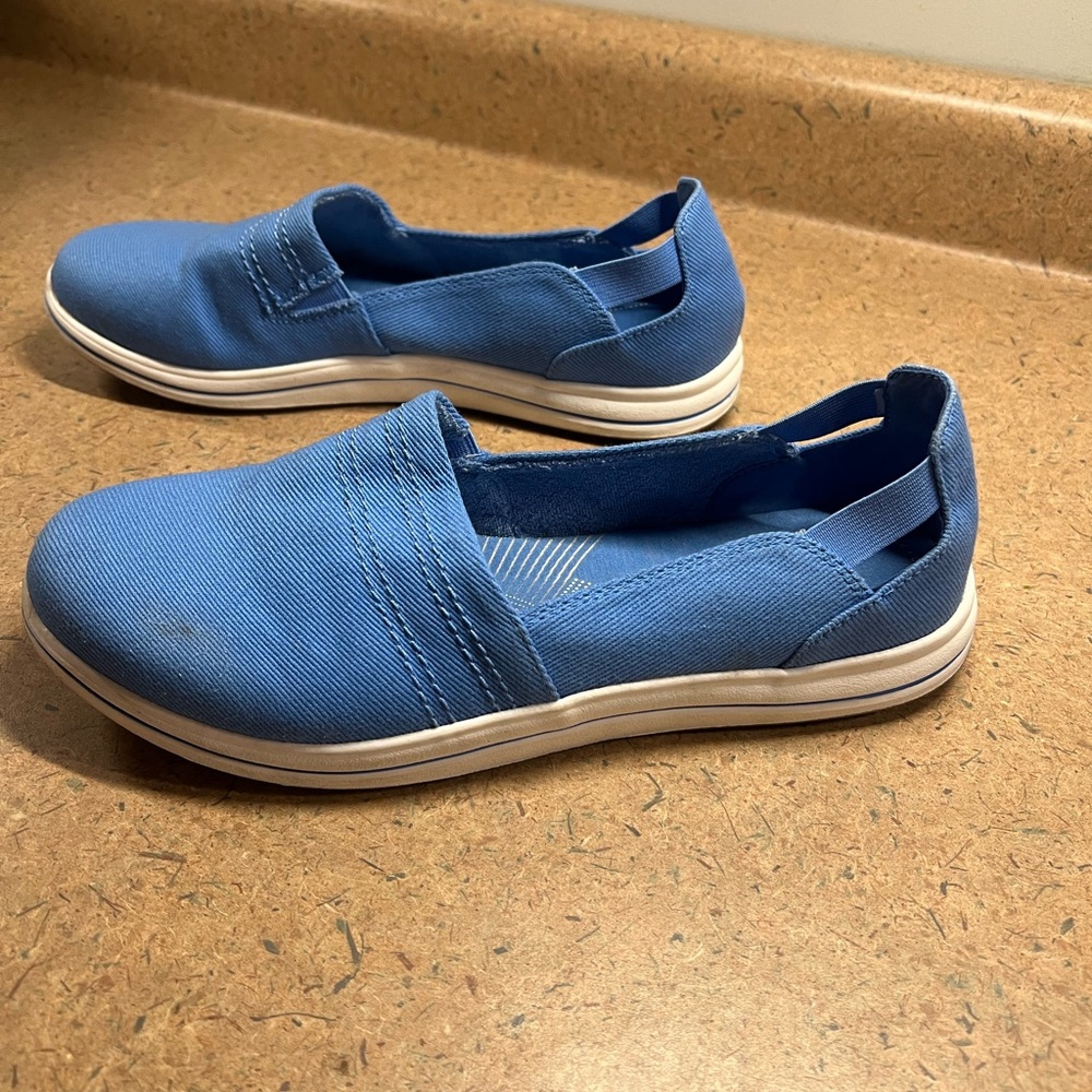 CLARKS Cloudsteppers Breeze Slip On Loafer - size women’s 9 W - Picture 5 of 8
